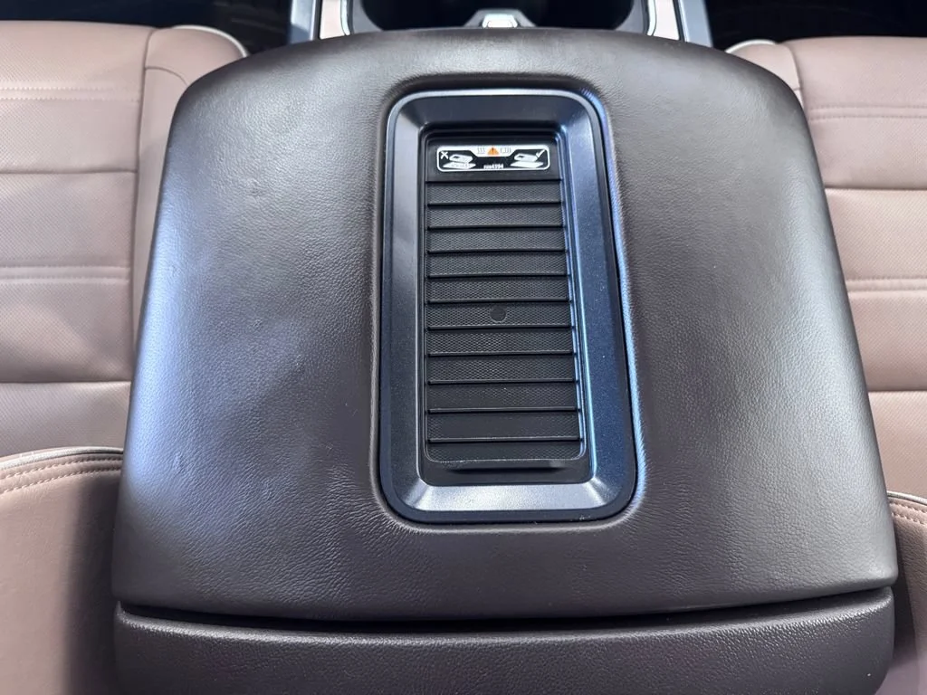 Used 2018 MINERAL METALLIC GMC Denali image 28