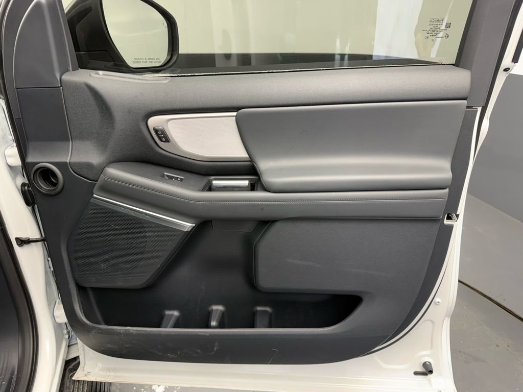 New 2026 Star White Metallic Tri-Coat Ford Active image 48