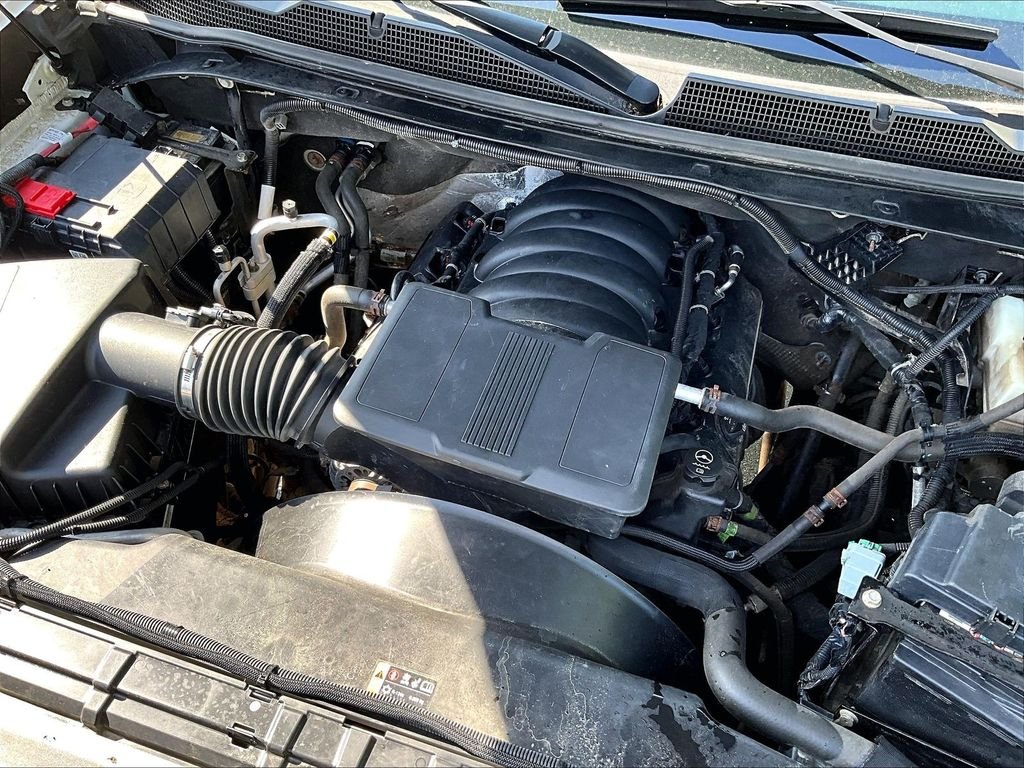 Used 2020 Summit White Chevrolet Work Truck image 33