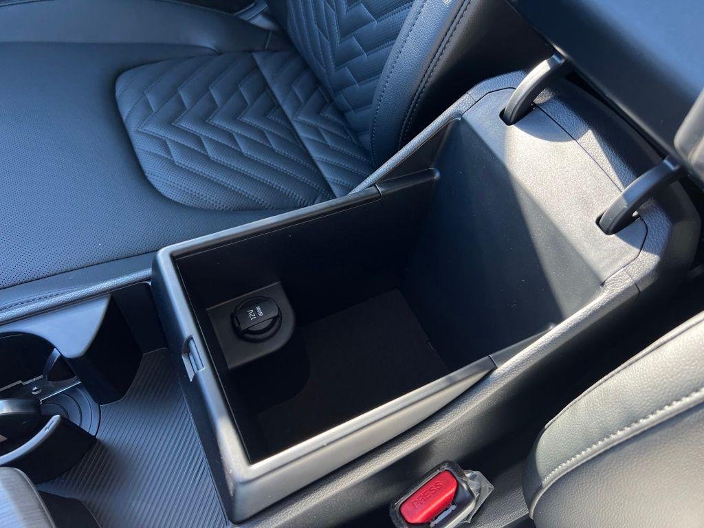 New 2026 Wolf Gray Kia X-Line image 25