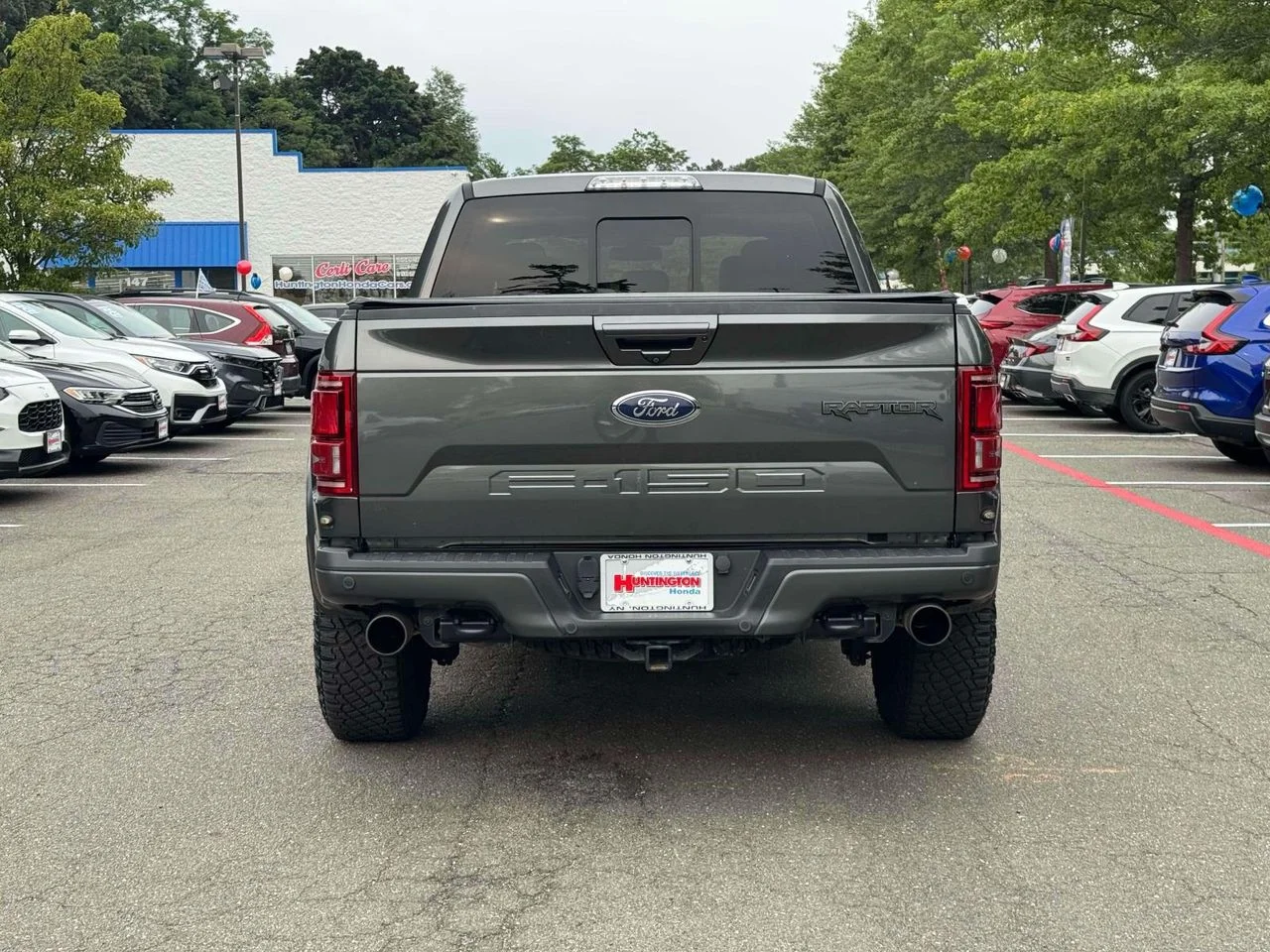 Used 2018 Magnetic Ford Raptor image 7