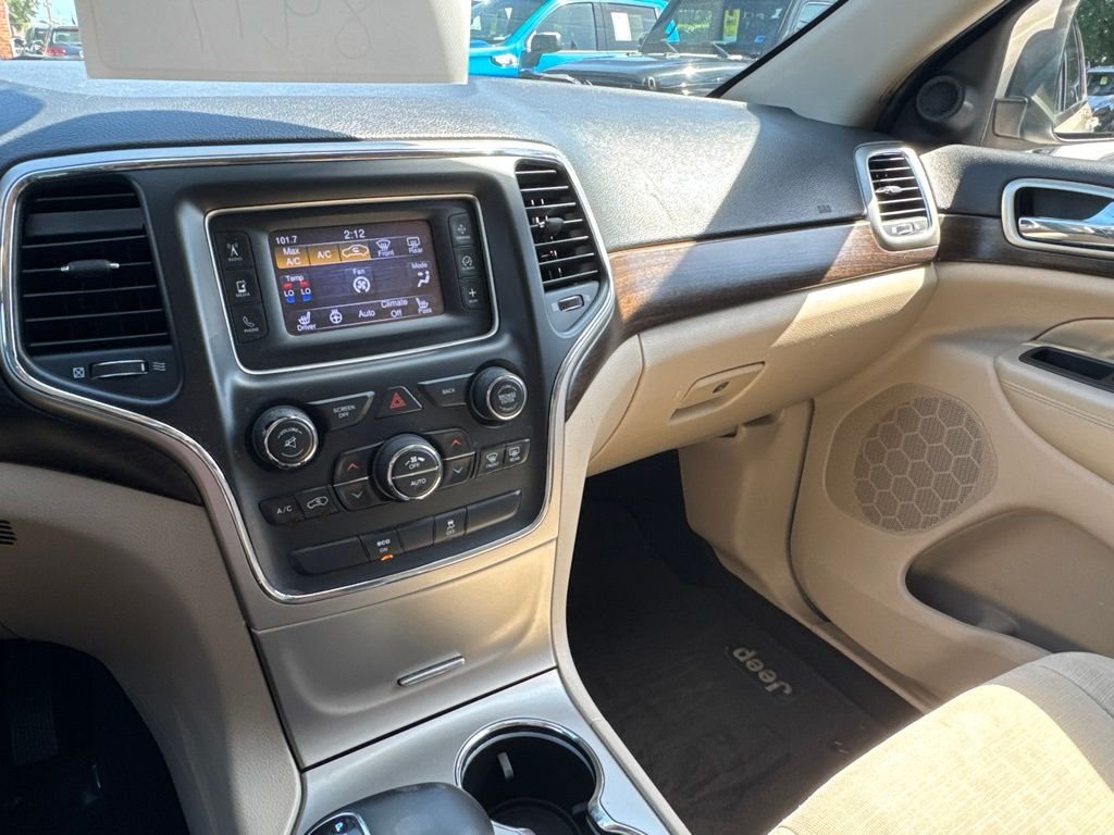 Used 2014 Beige Jeep Laredo image 16