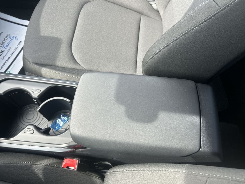 Used 2026 White Kia LXS image 20