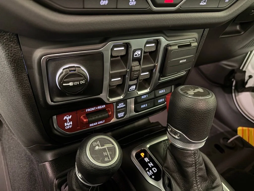 New 2026 White Jeep Rubicon image 31