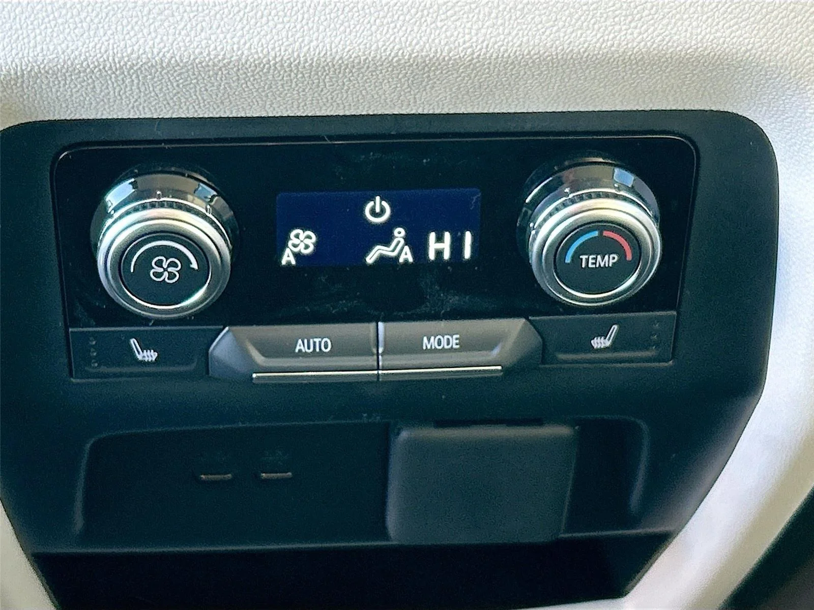 2026 GMC Acadia Denali - Photo 26