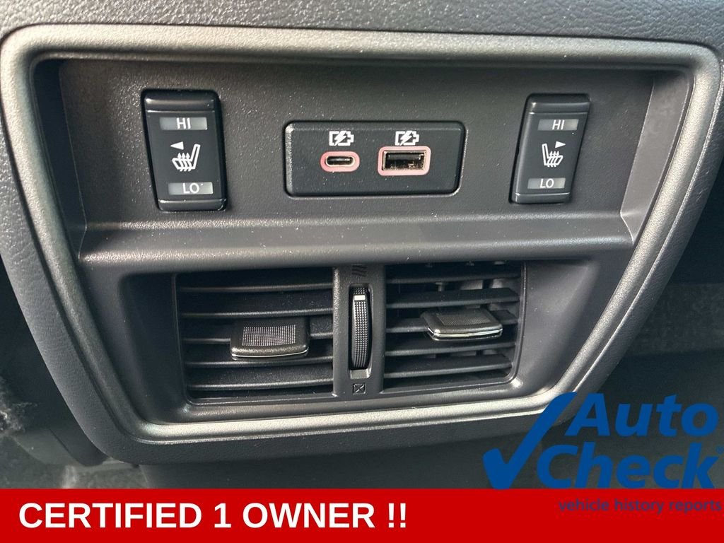 Used 2023 Black Nissan Platinum image 18