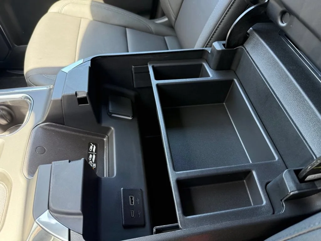 New 2026 Glacier White Tricoat GMC SLT image 24