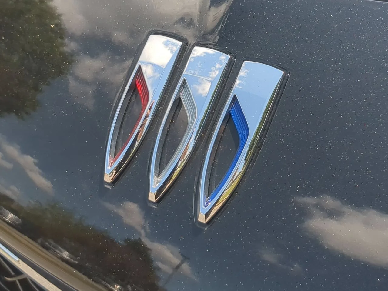 Used 2026 Ebony Twilight Metallic Buick Sport Touring image 30