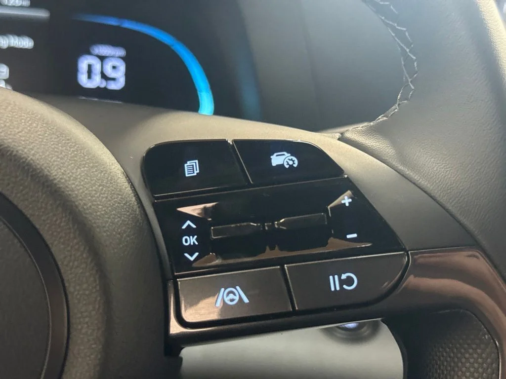 New 2026 Amazon Gray Hyundai SEL Sport image 17