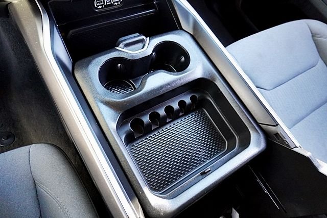 Used 2022 White Ram Big Horn/Lone Star image 31