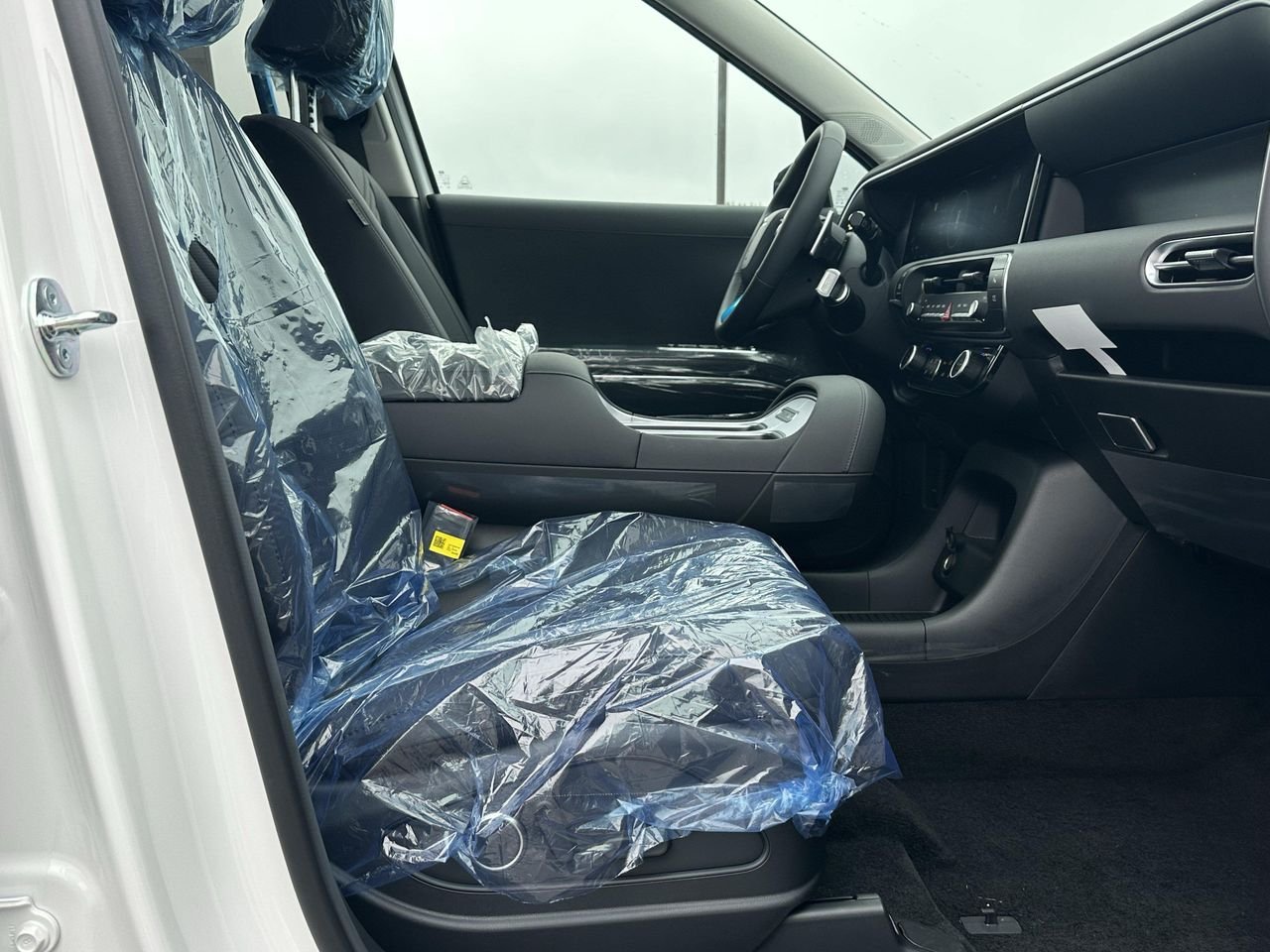 New 2026 Creamy White Pearl Hyundai Blue SEL Premium 7P image 13