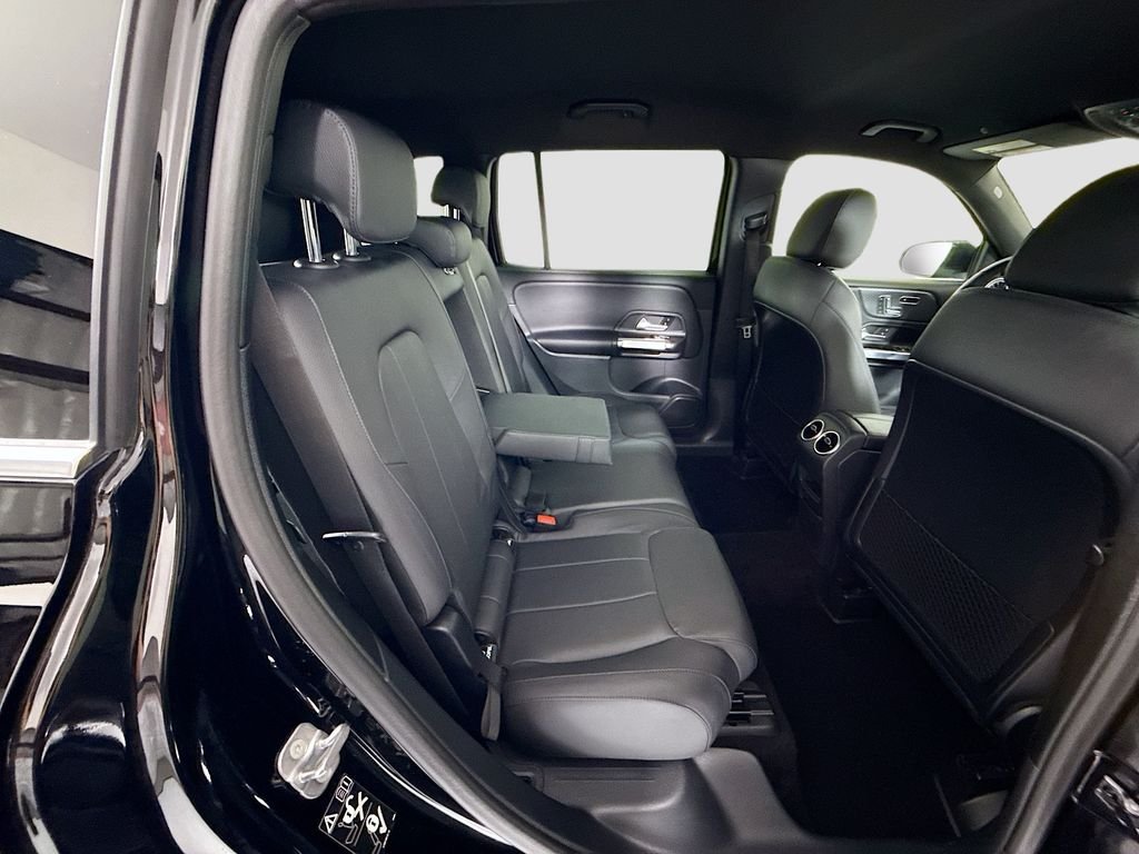 Used 2025 Night Black Mercedes-Benz GLB 250 image 22