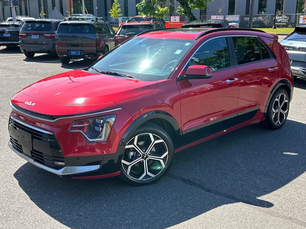 2023 Kia Niro SX Touring HEV's photo