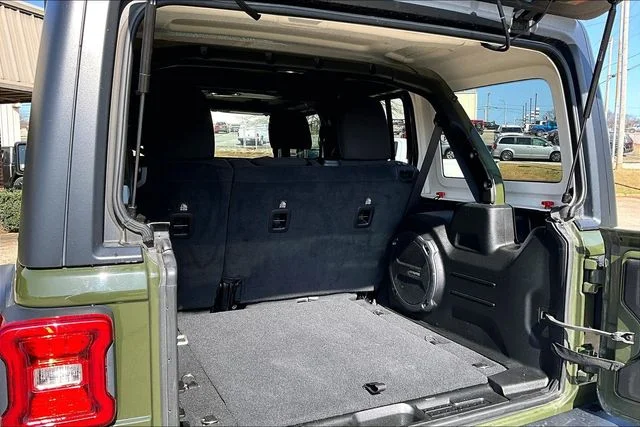 Used 2021 Green Jeep Unlimited Rubicon image 29