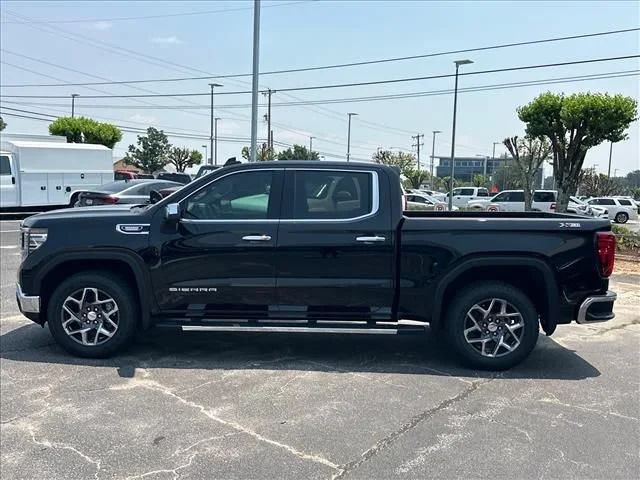 New 2026 Onyx Black GMC SLT image 7