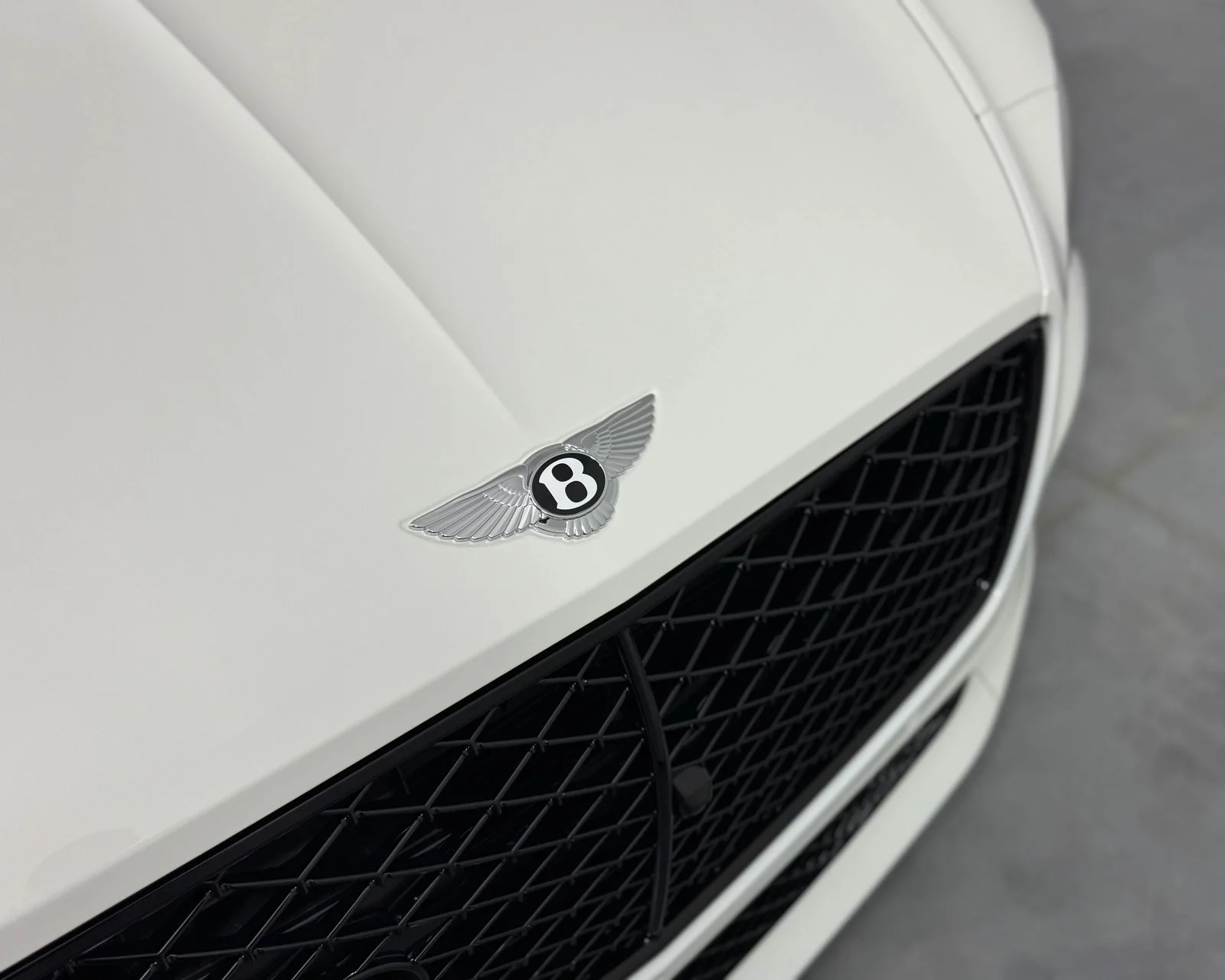 New 2025 Glacier White Bentley Speed image 45