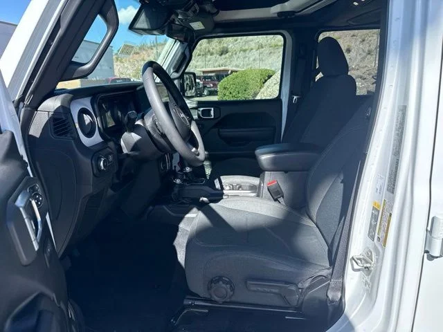 Used 2024 White Jeep Sport S image 7