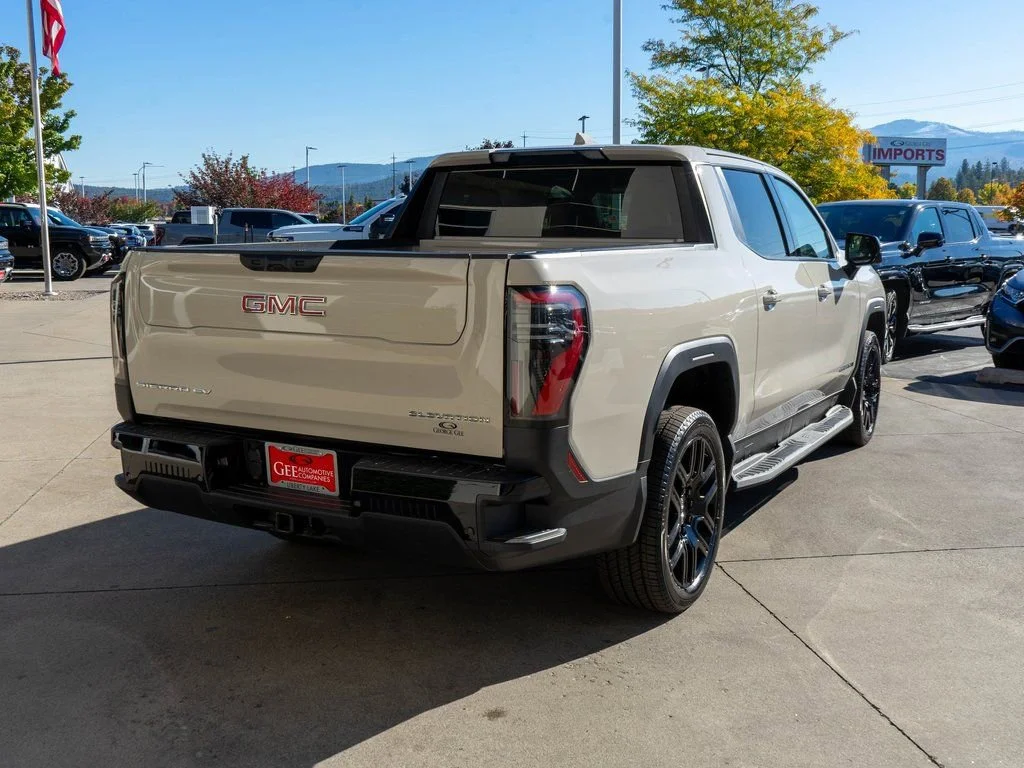 2026 GMC Sierra EV Elevation - Photo 7