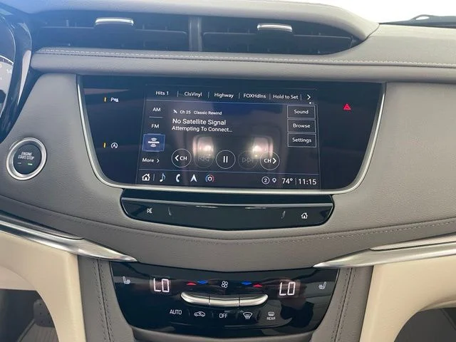 Used 2025 Green Cadillac Premium Luxury image 41