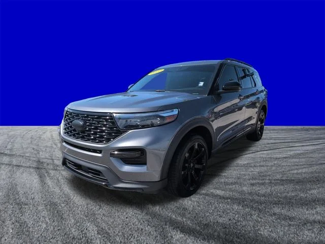 Certified Used 2022 Carbonized Gray Metallic Ford ST-Line image 8