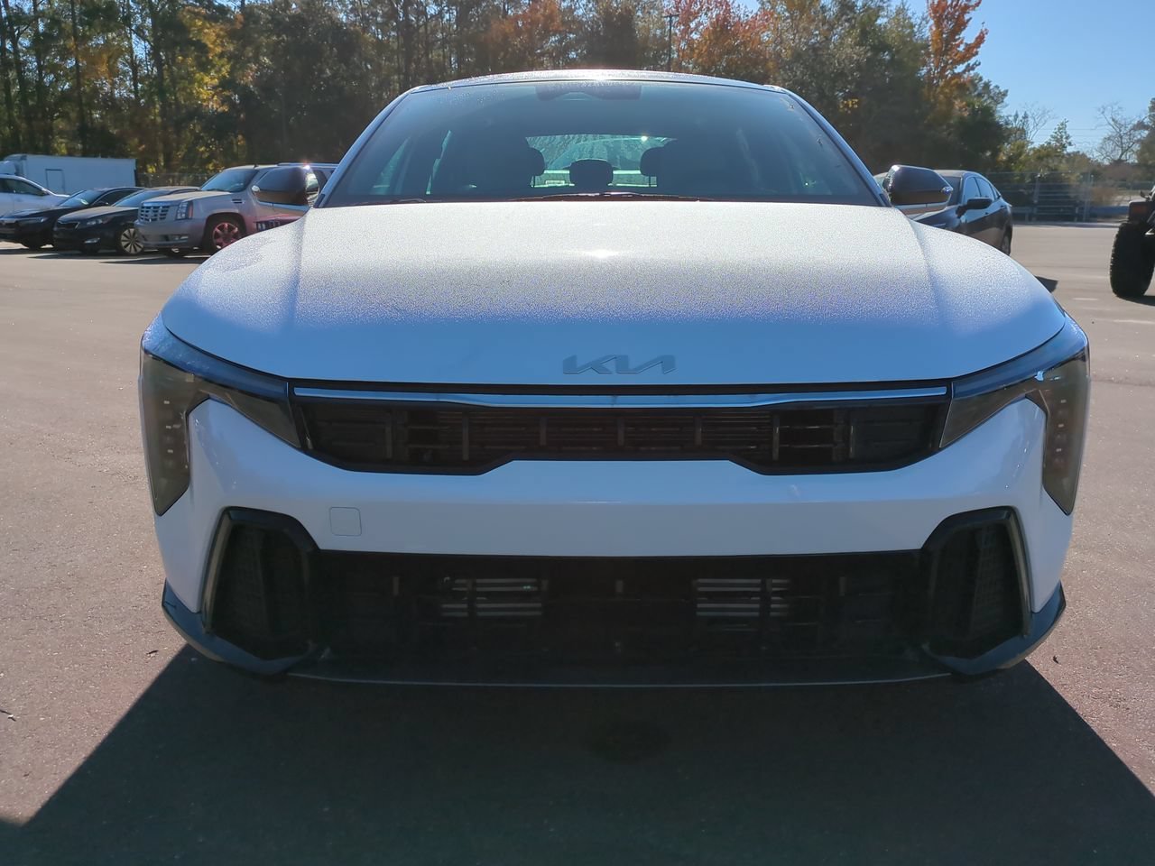 New 2025 Snow White Pearl Kia GT-Line Turbo image 9