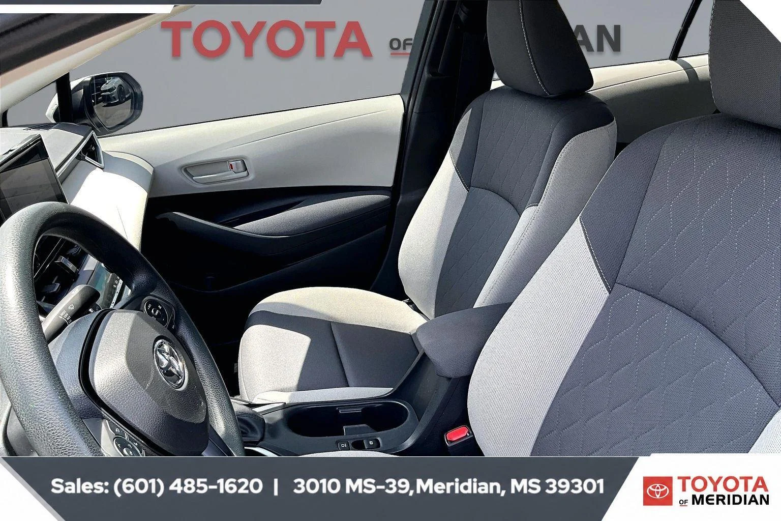 Used 2023 Ice Cap Toyota LE image 18