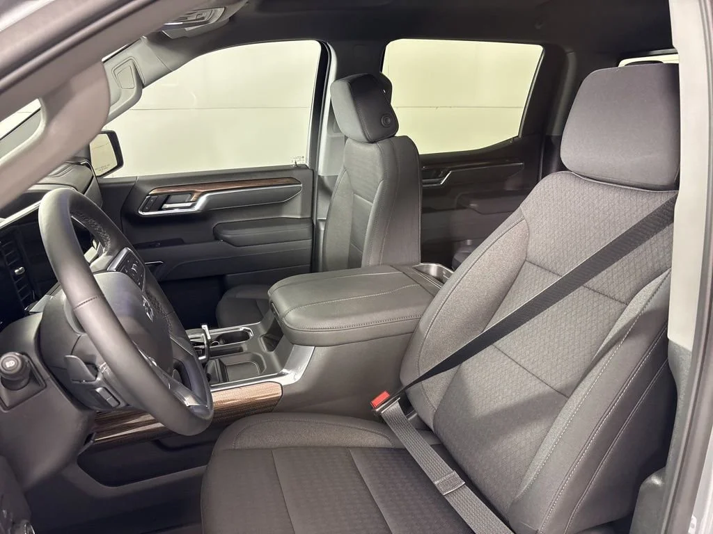 New 2026 Sterling Gray Metallic Chevrolet LT Trail Boss image 32