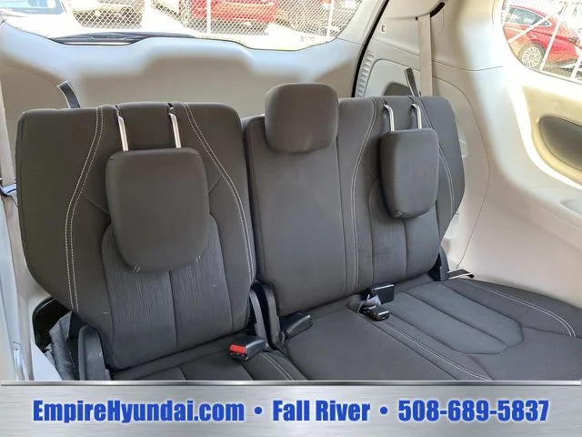 Used 2023 Black Chrysler LX image 22