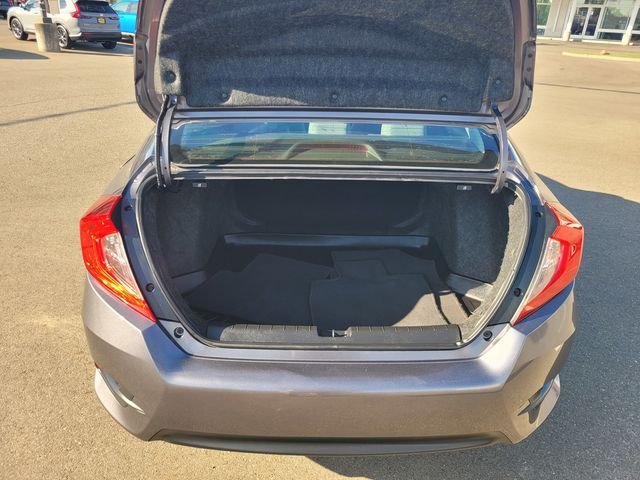 Used 2016  Honda EX image 11