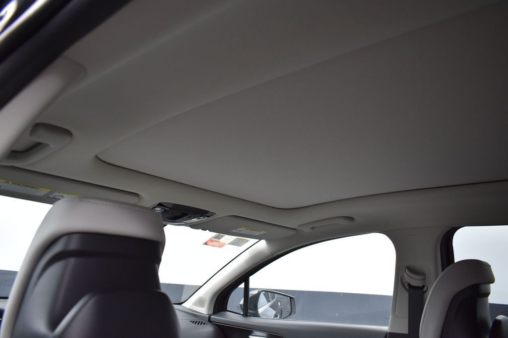 2026 Kia Sportage EX - Photo 17