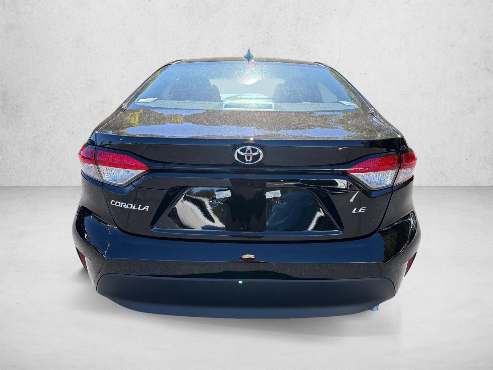 New 2027 Inked Toyota LE image 4