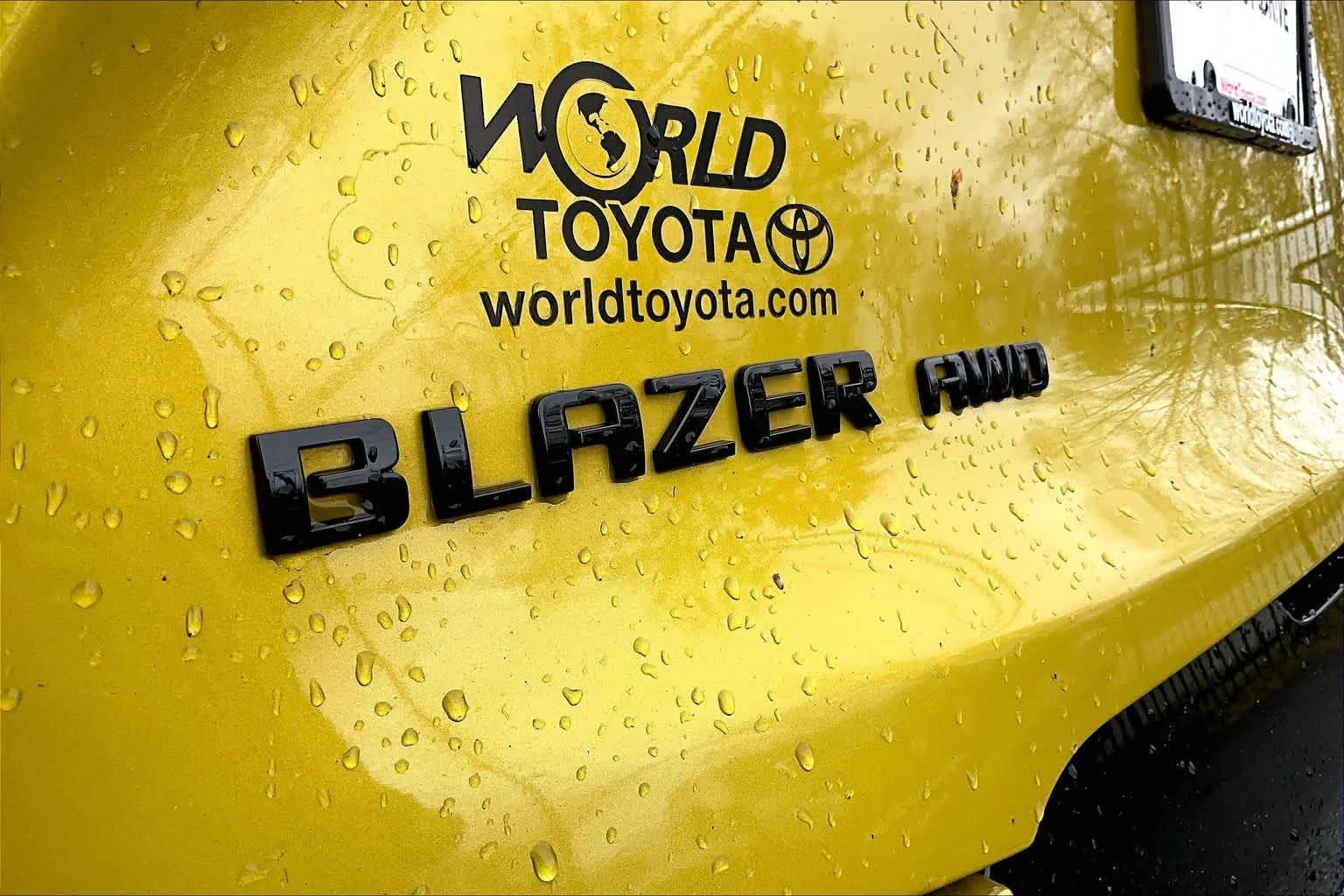 Used 2022 Nitro Yellow Metallic Chevrolet RS image 32