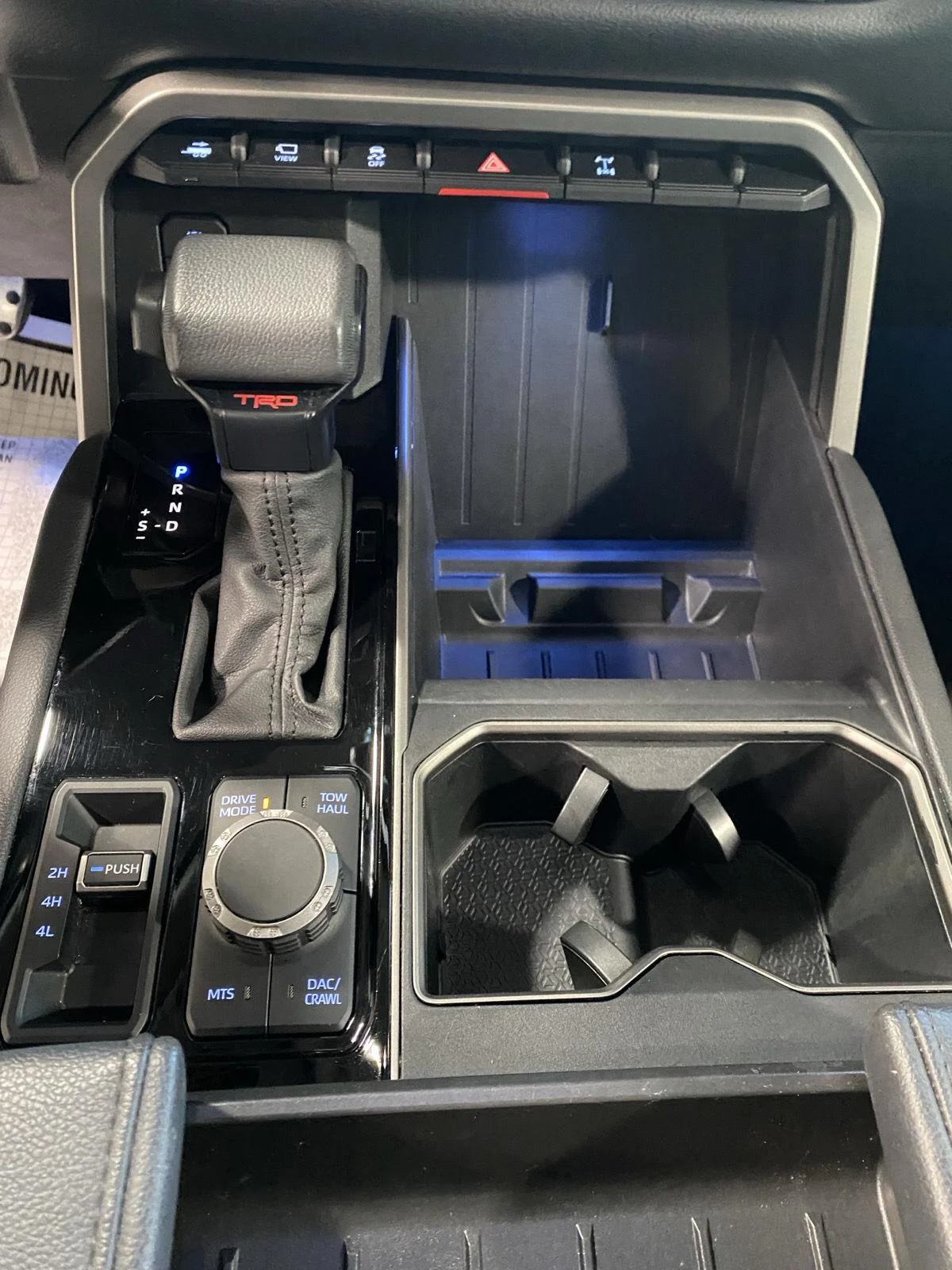 Used 2024 Wind Chill Pearl Toyota Limited image 28