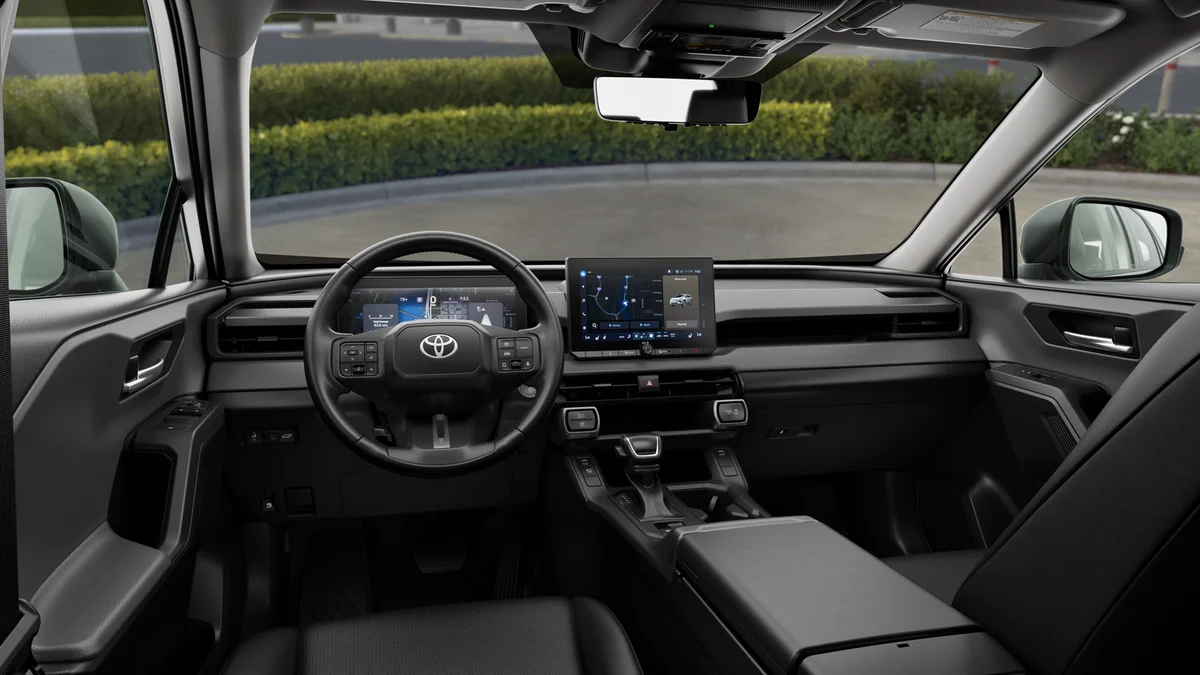 New 2026 Ice Cap Toyota XLE Premium image 19