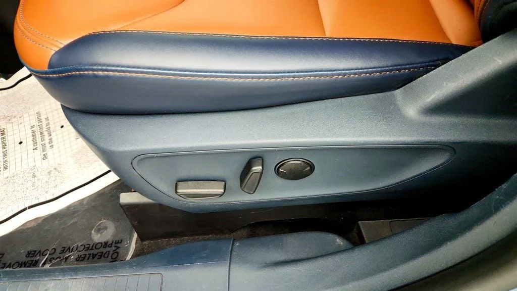 Used 2022 Area 51 Ford LARIAT AWD SuperCrew w/ Luxury Pkg & Co-Pilot360 image 11