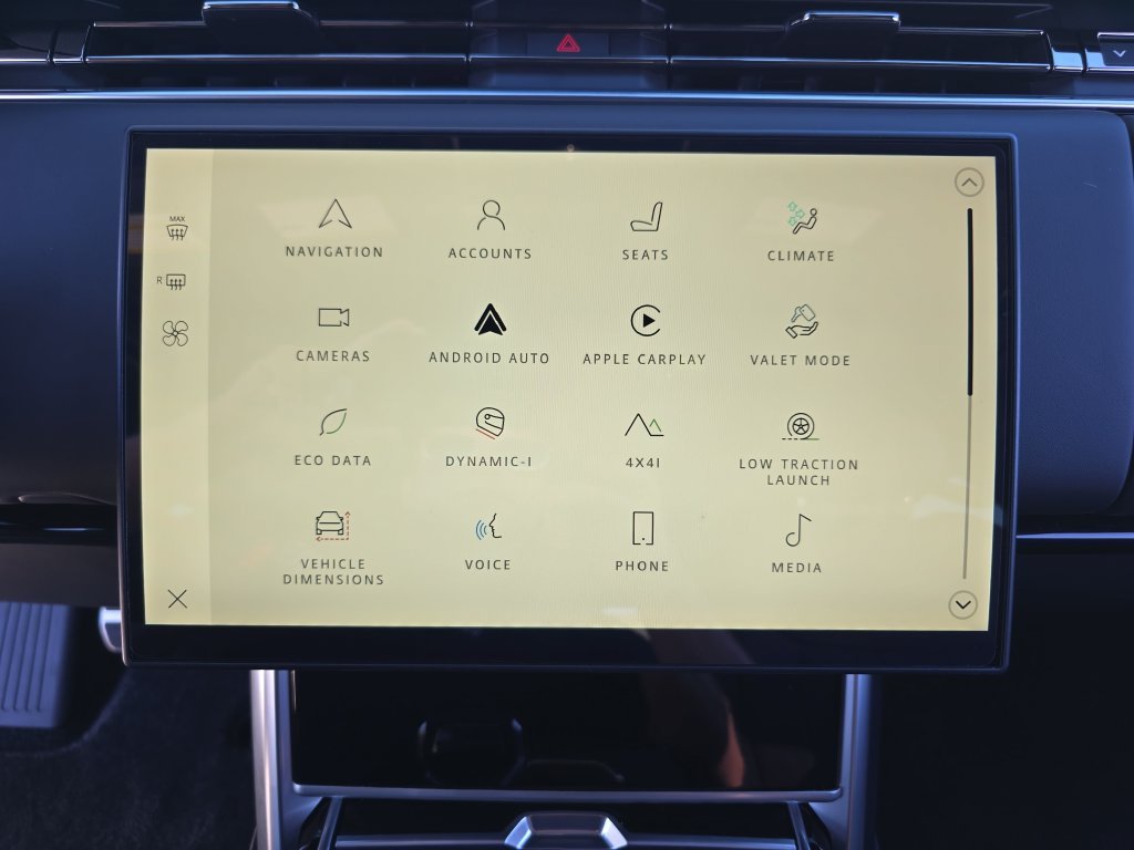 New 2026 Fuji White Land Rover SE image 23