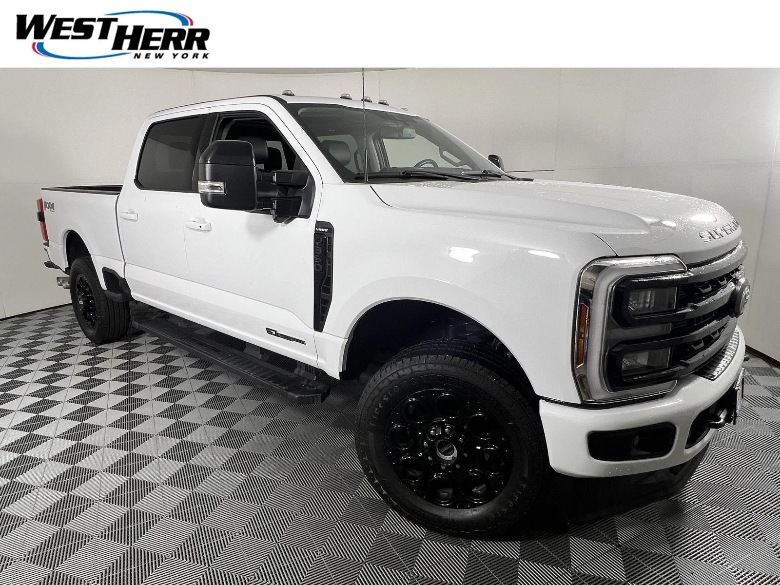Used 2024 Oxford White Ford Lariat image 1