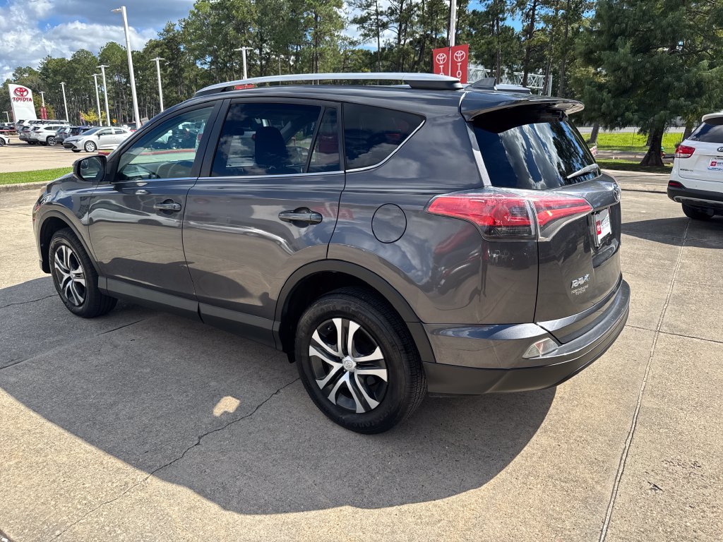Used 2016 Gray Toyota LE image 3