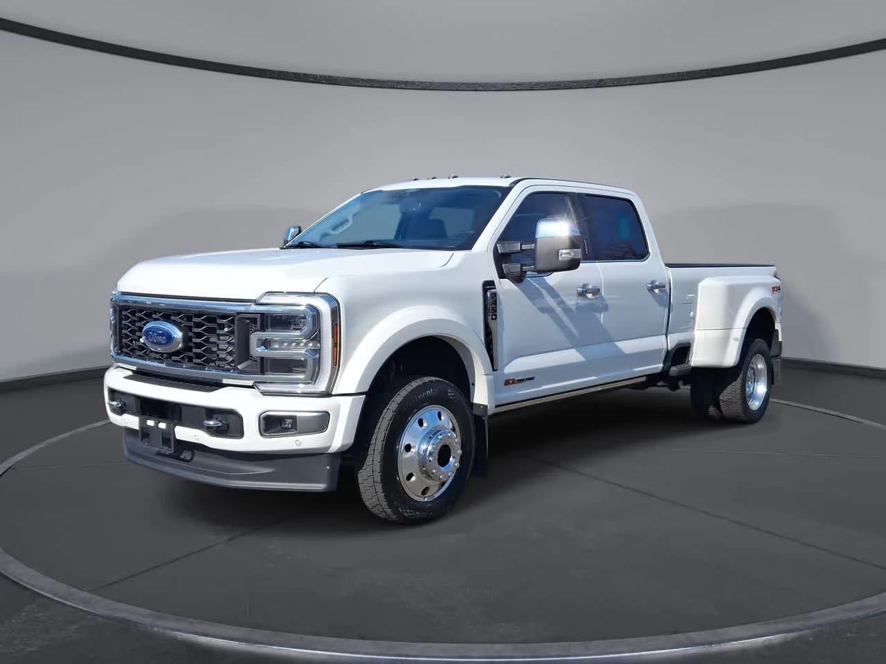 2024 Ford F-450 Limited 4x4 Crew Cab 8' Box DRW's photo