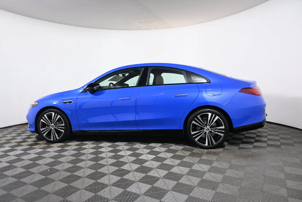 New 2027 Blue Mercedes-Benz CLA 220 image 2