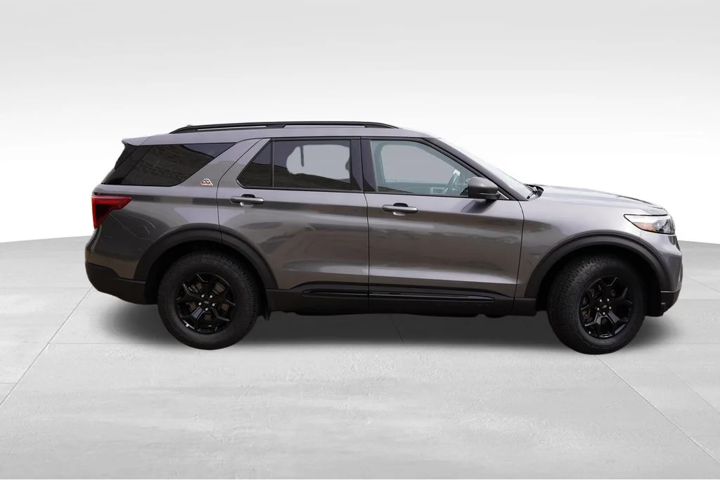 Used 2023 Carbonized Gray Metallic Ford Timberline image 3