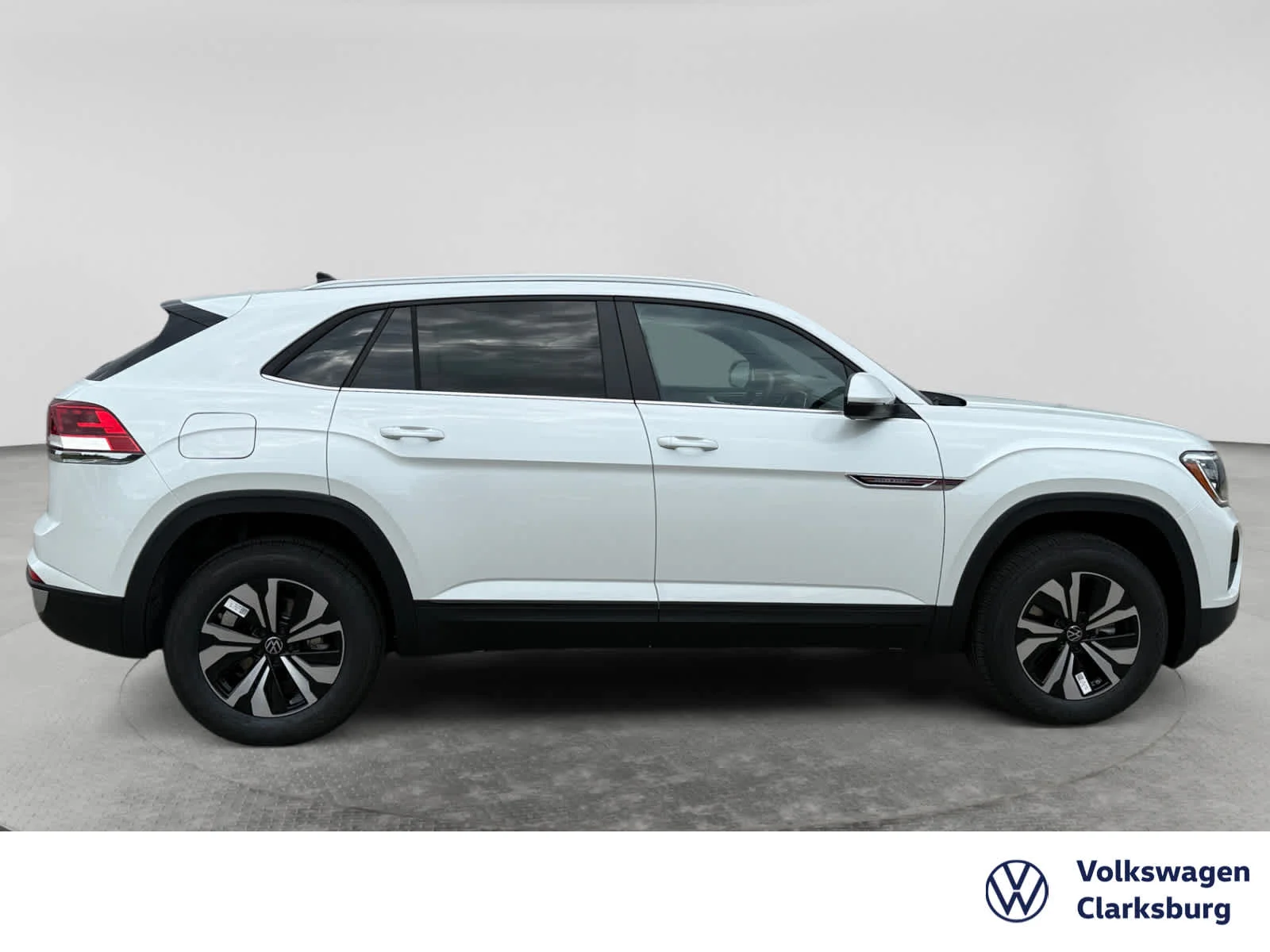 New 2026 Opal White Pearl Volkswagen 2.0T SE image 4