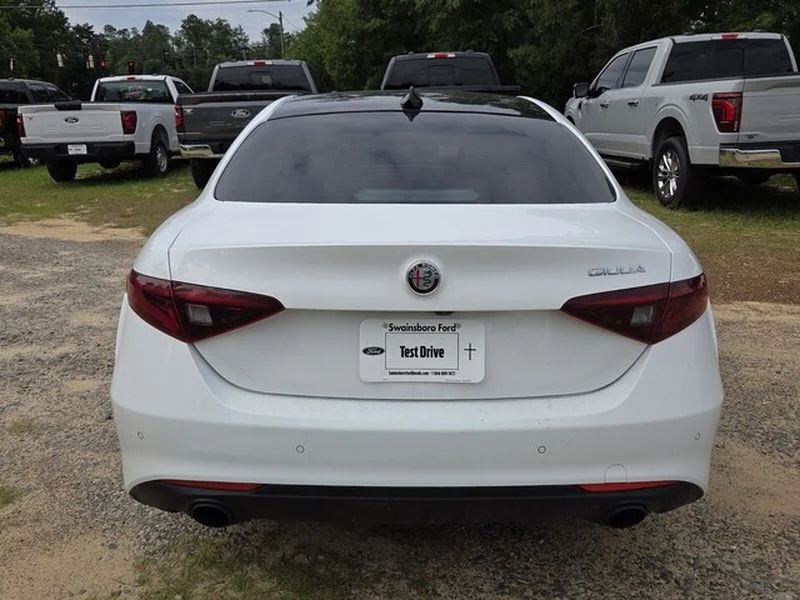 Used 2023 Alfa White Alfa Romeo Sprint image 11