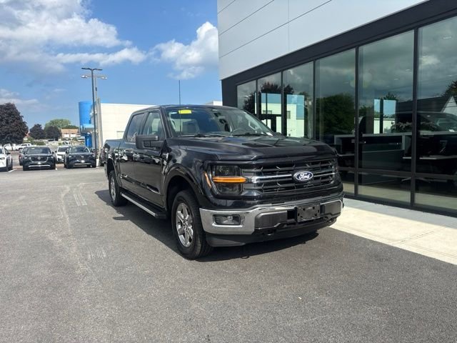 Used 2025 Black Ford XLT image 1