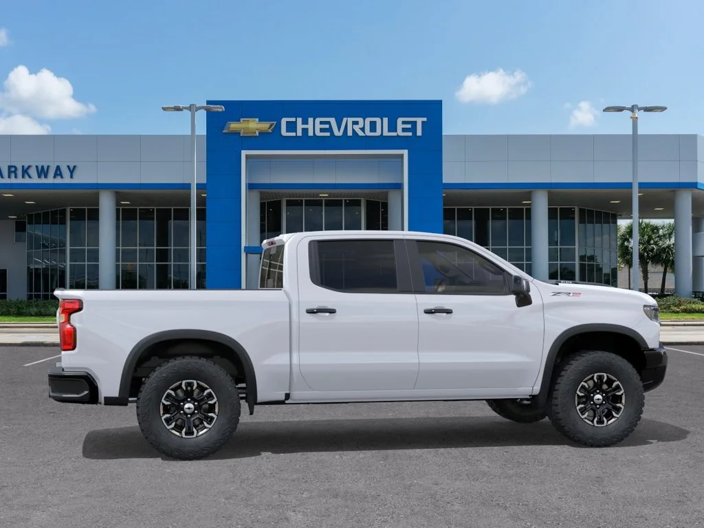 New 2026 Summit White Chevrolet ZR2 image 5