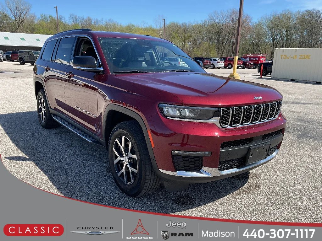 Certified Used 2023 DELMONICO RED Jeep Limited image 1