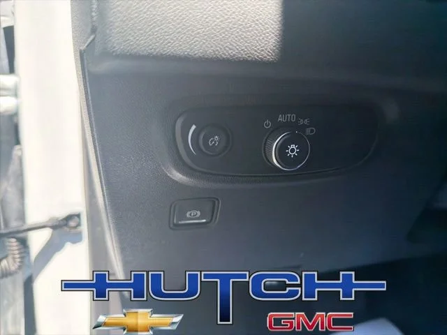 Used 2024 Summit White GMC SLE image 25