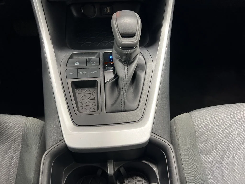 Used 2025 White Toyota XLE image 32