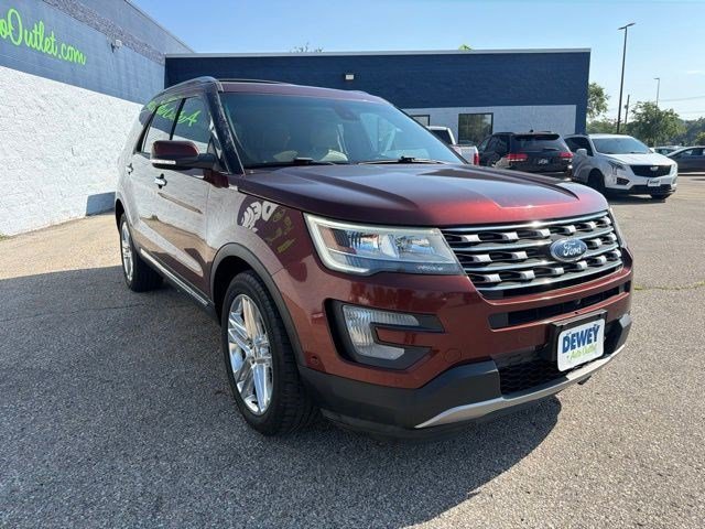 Used 2016 Bronze Ford Limited image 7