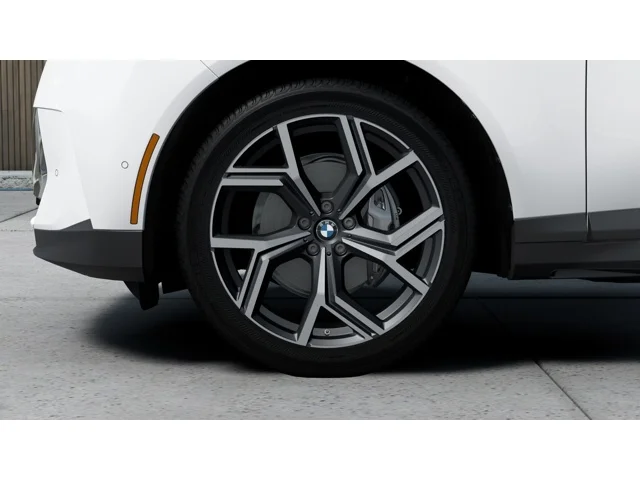 New 2027 Mineral White Metallic BMW  image 7